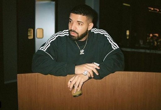Drake lança música nova com ataques a Kanye West e Pusha T