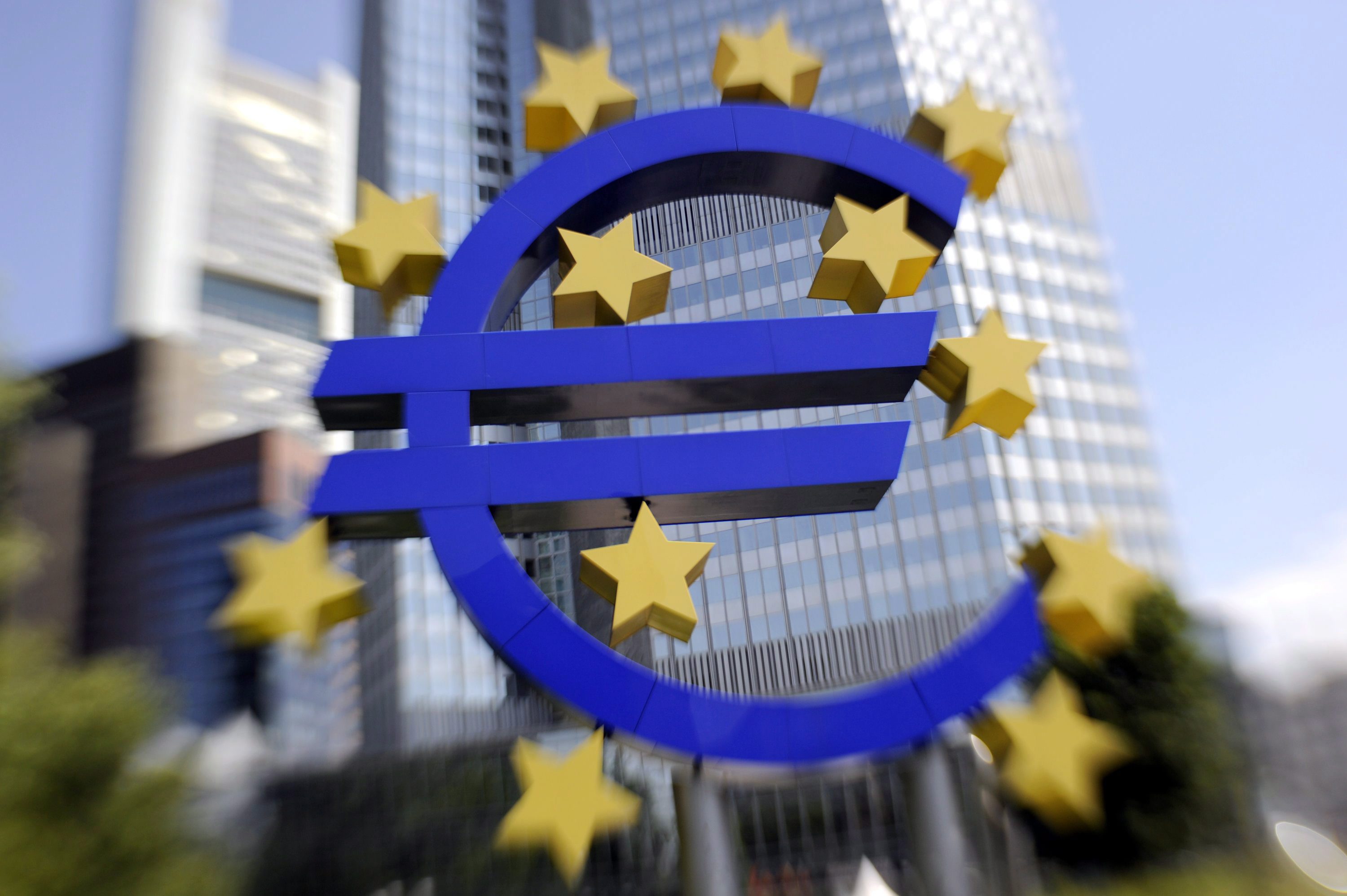 Crescimento das economias da zona euro e UE abranda no 1.º trimestre, diz Eurostat