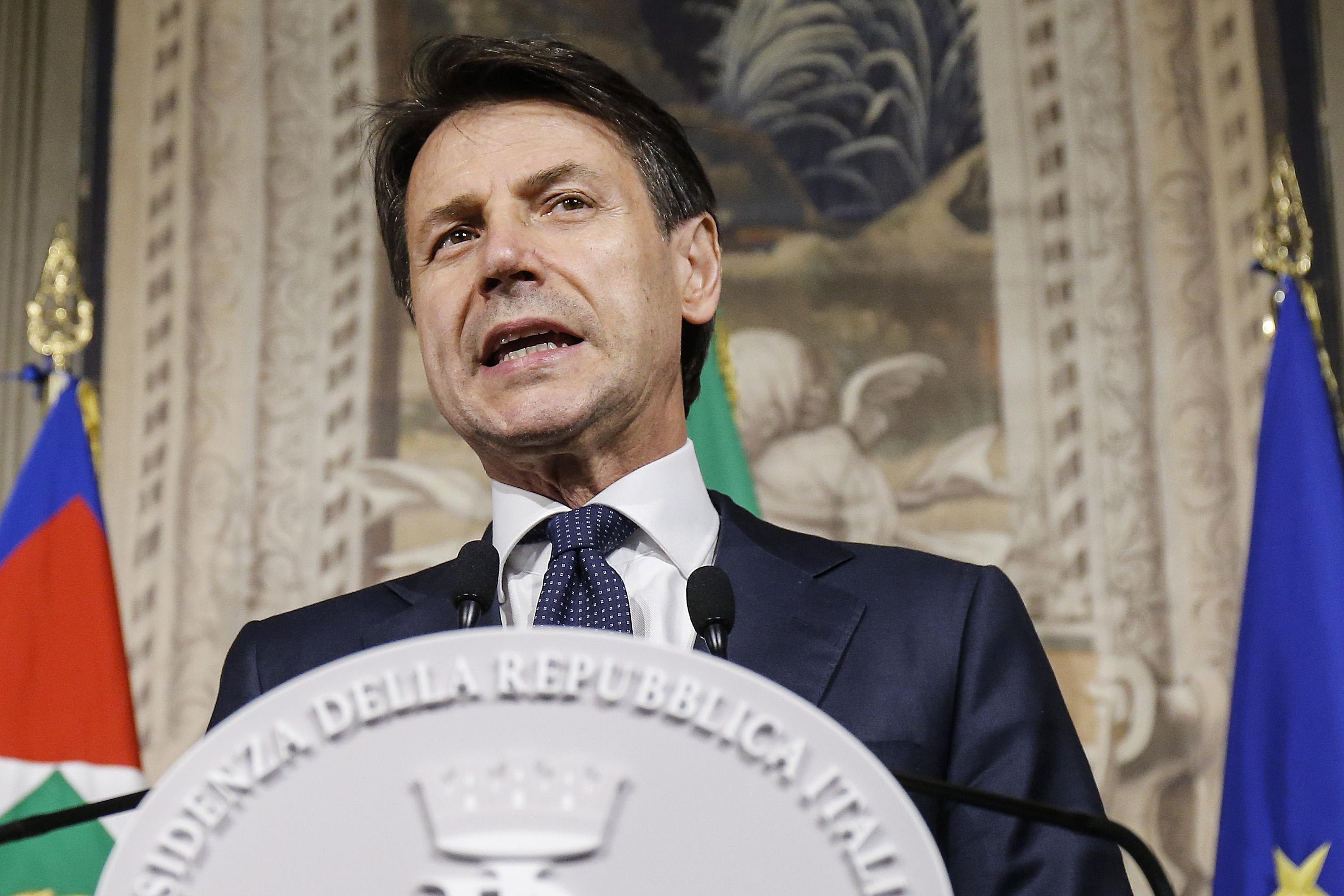 Giuseppe Conte jurou hoje como novo primeiro-ministro de Itália