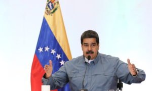 Presidente venezuelano reforma gabinete e designa 11 ministros através do Twitter