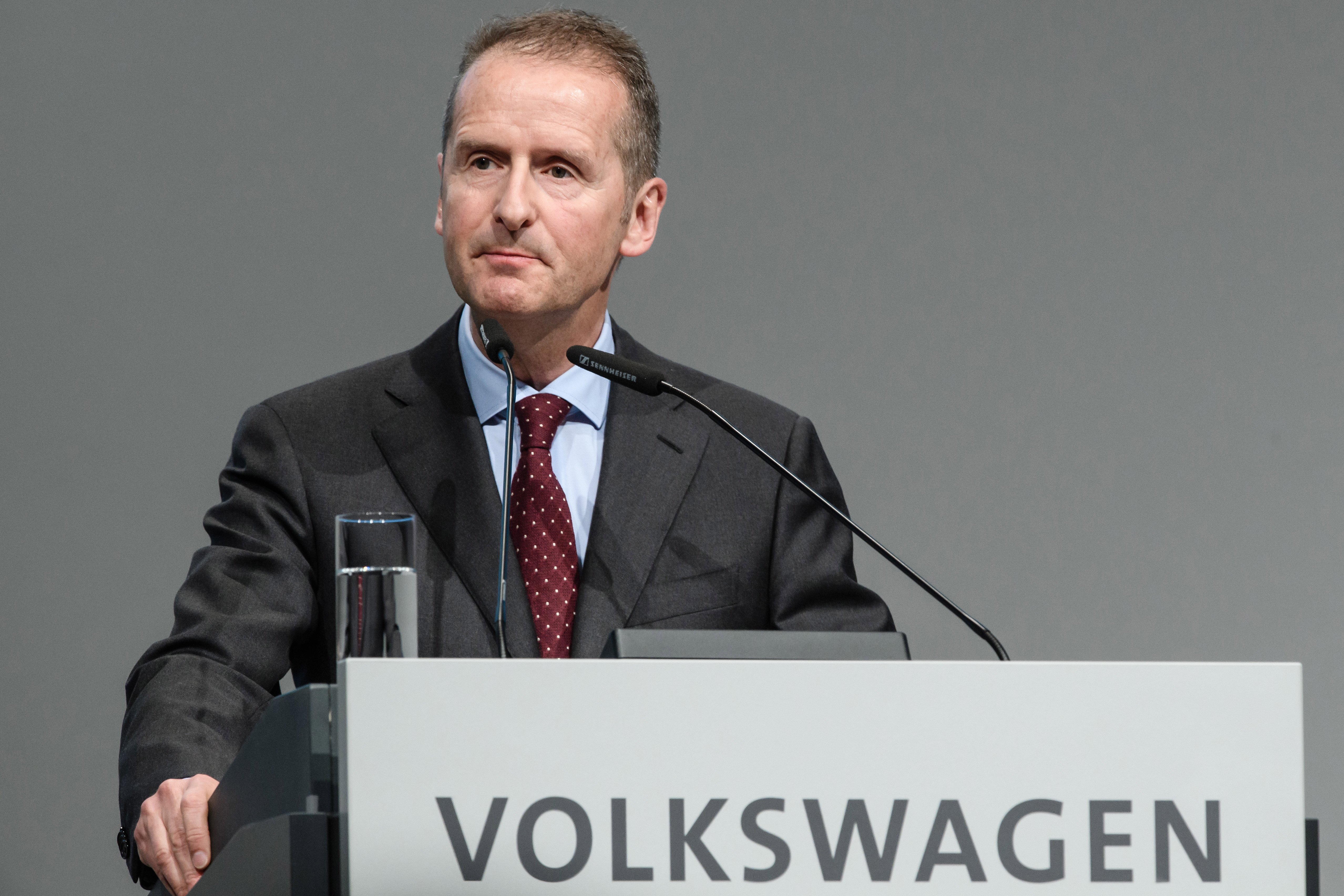Volkswagen vai pagar 1.000 ME de multa na Alemanha devido a escândalo de emissões