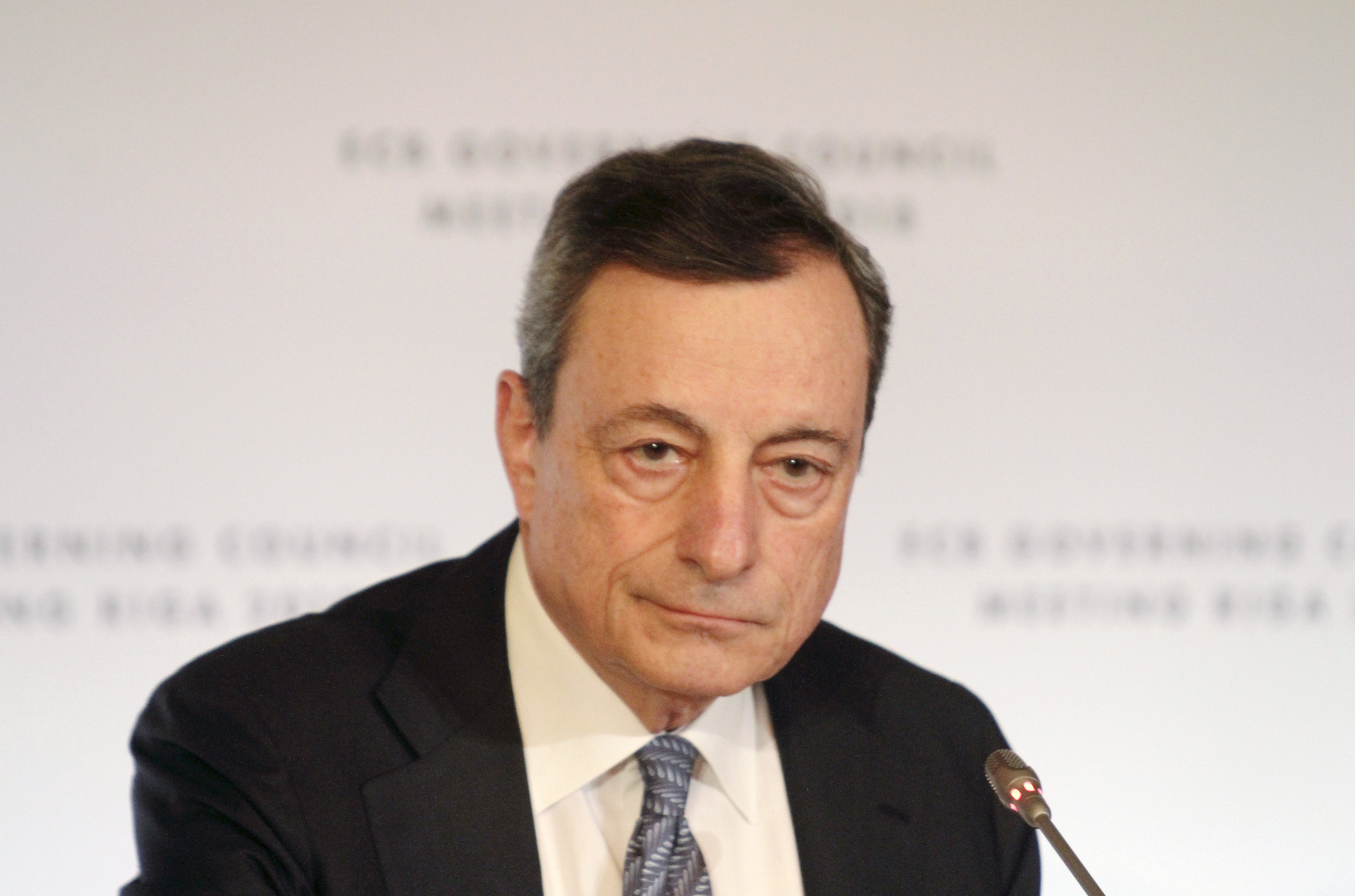 Incerteza no crescimento da zona euro mantém BCE prudente