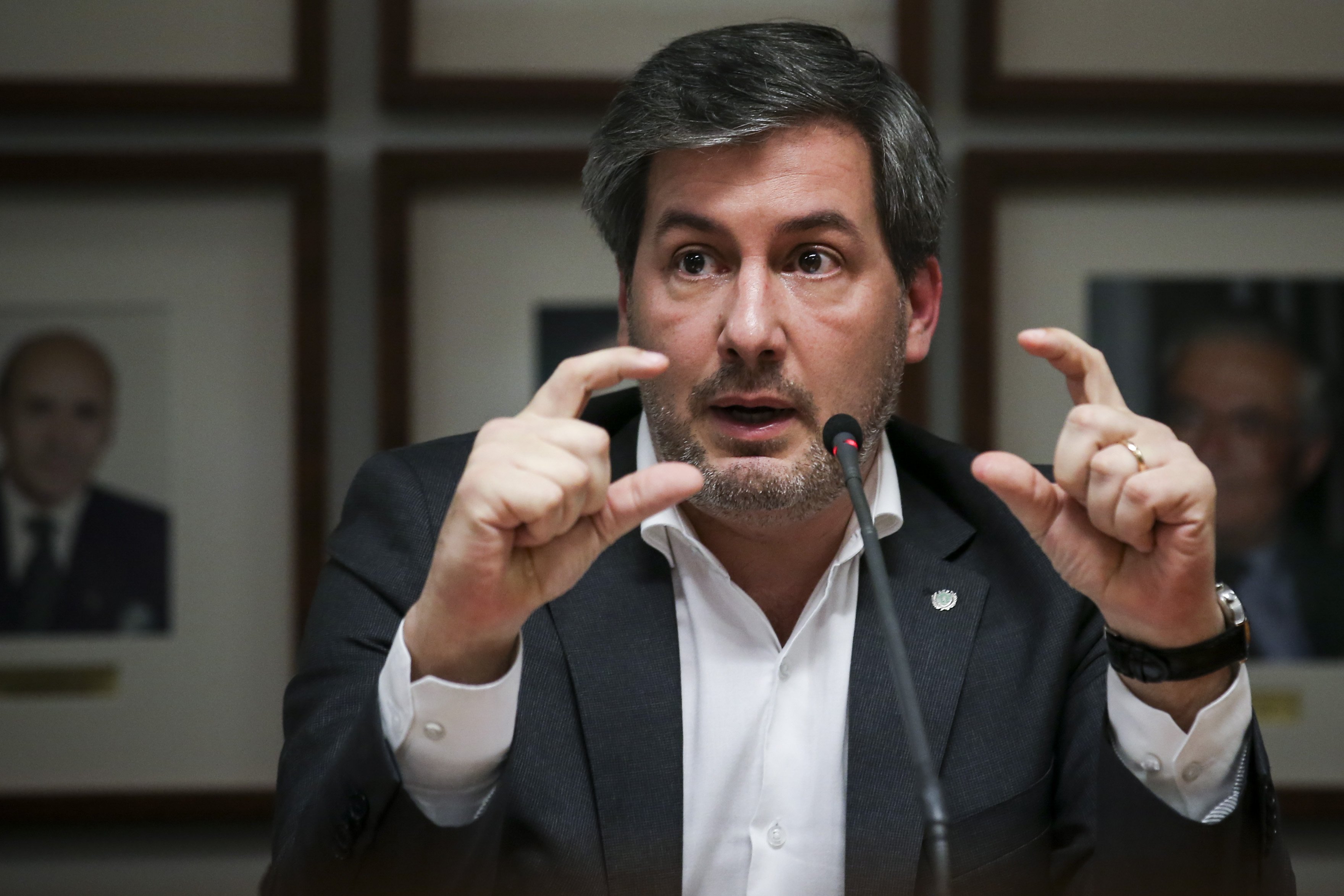 Bruno de Carvalho apaga referência a impugnação de Assembleia Geral