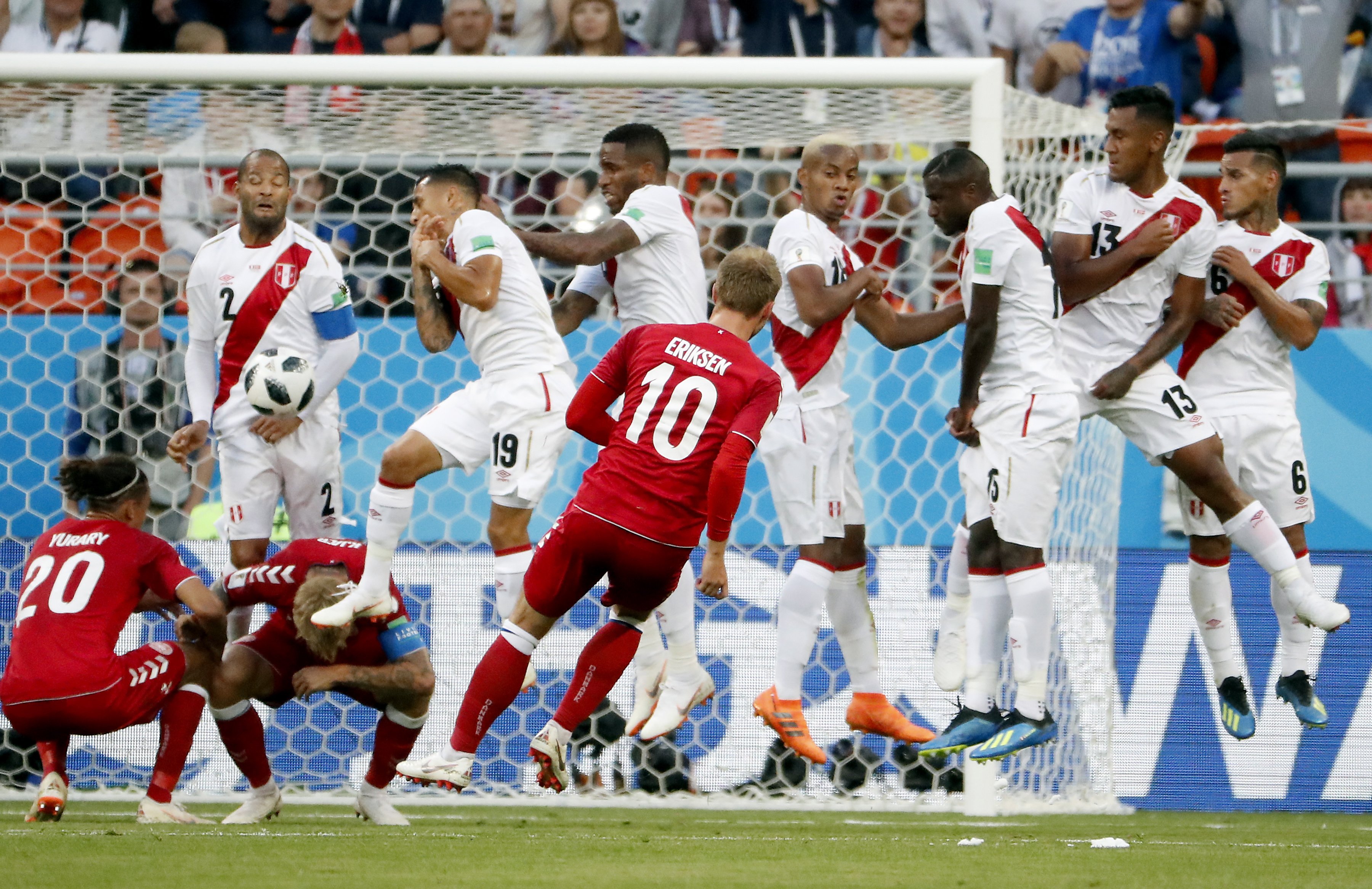 Mundial2018: Dinamarca estreia-se com vitória sobre o Peru