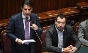 Primeiro-ministro italiano ameaça com veto na cimeira da UE sobre migrações