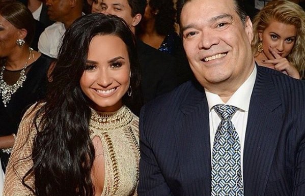 Família de Demi Lovato faz comunicado sobre actual estado da cantora