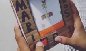 Video: Menino venezuelano recria jogo &#8220;Super Mário&#8221; em cartão
