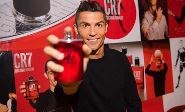Cristiano Ronaldo: &#8220;Gosto de cheirar bem, e de pessoas bem vestidas&#8230;&#8221;