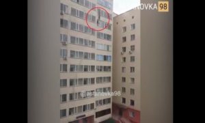 Video: Criança de 7 anos caiu de 10º andar e foi salva por um vizinho