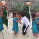 Video: Menino tem reação maravilhosa depois de a irmã se magoar