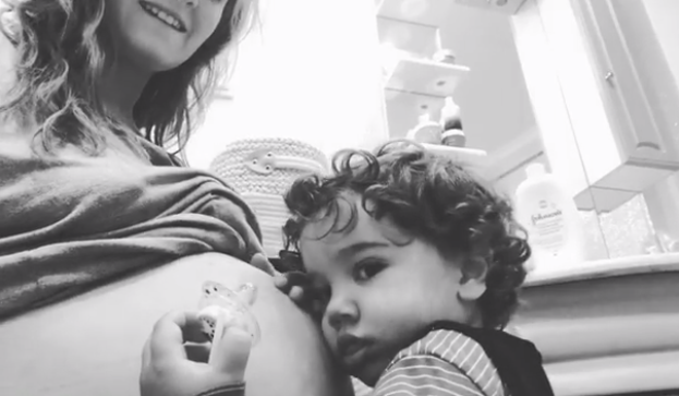 Video: Carolina Deslandes partilha momento ternurento entre os filhos: &#8220;Os melhores amigos que ainda não sabem que o são&#8230;&#8221;