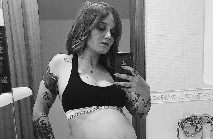 Carolina Deslandes deixa desabafo nas redes sociais: &#8220;Como é que vou juntar mais um bebé a esta rotina?&#8221;