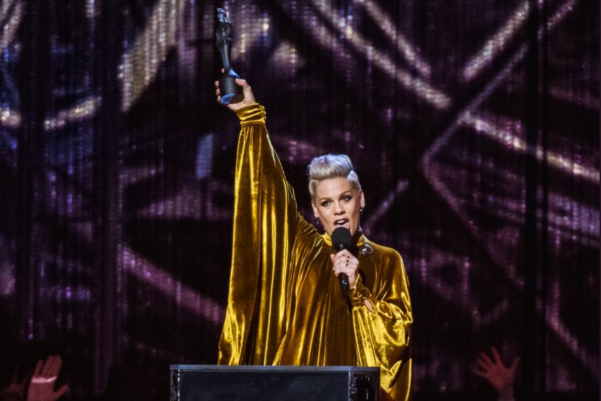 Os vencedores do Brit Awards  e a homenagem a Pink