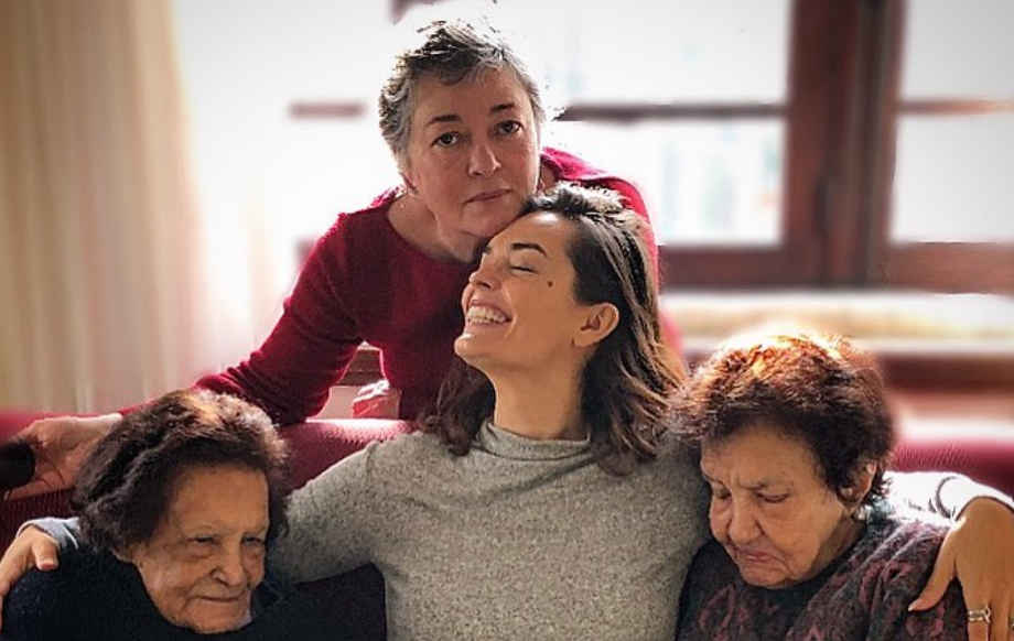&#8220;A minha filha conheceu as tias-bisavós&#8230;&#8221;: Melânia Gomes mostra momento emotivo nas redes sociais