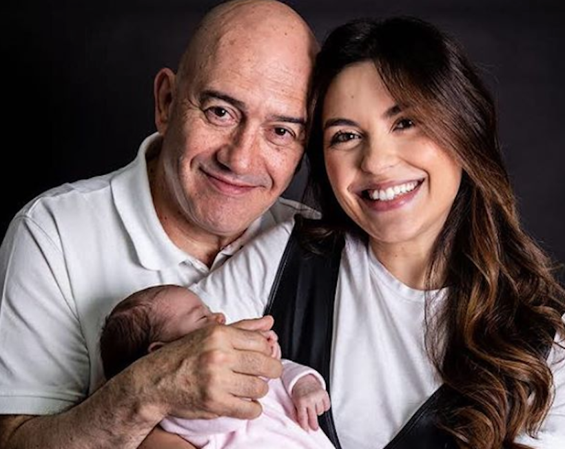 Sara Barradas e José Raposo passeiam com a filha em Sintra