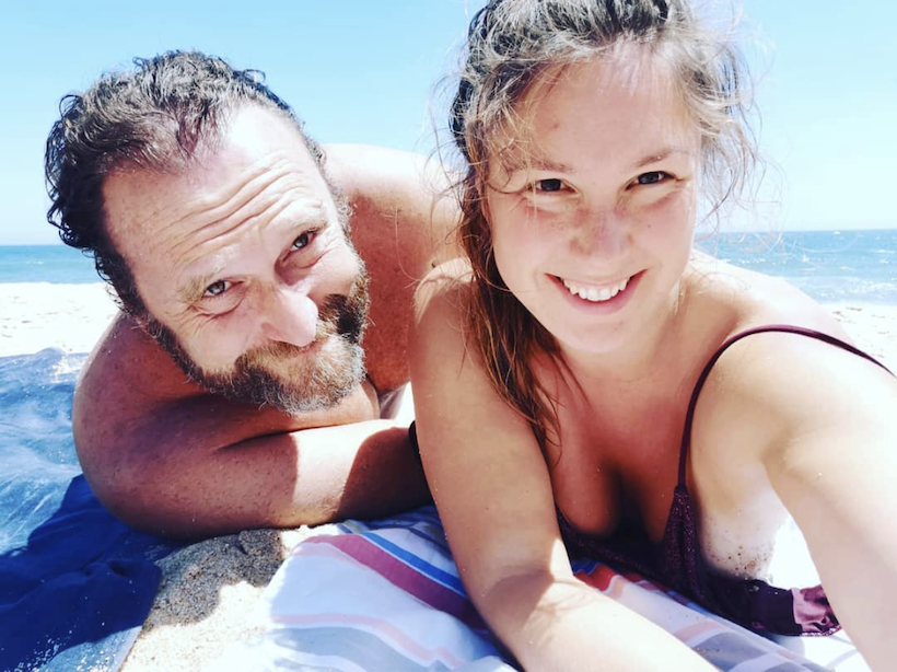 Eduardo Madeira publica foto com Joana Madeira em topless