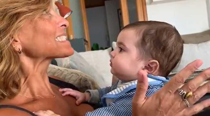 Video: Carolina Deslandes mostra momento amoroso entre a mãe e o filho mais novo