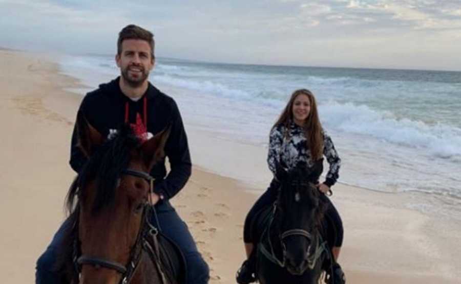 Video: Em clima de romance, Shakira e Piqué passeiam a cavalo em praia portuguesa