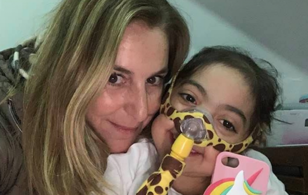 Video: Jornalista Alexandra Borges surpreende menina internada no hospital: &#8220;Marcará a minha vida para sempre&#8221;