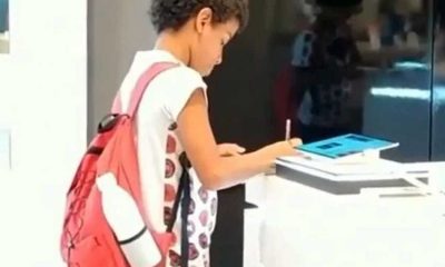 Sem computador em casa, menino usa tablet de loja para estudar e comove e internet