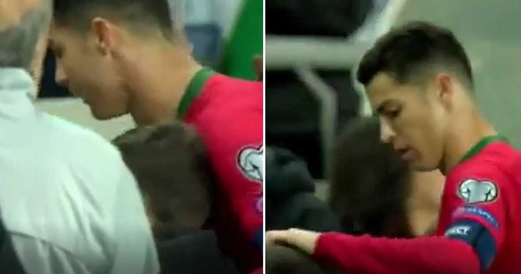 Video: Cristiano Ronaldo realiza &#8220;sonho&#8221; de criança no intervalo do jogo com a Lituânia