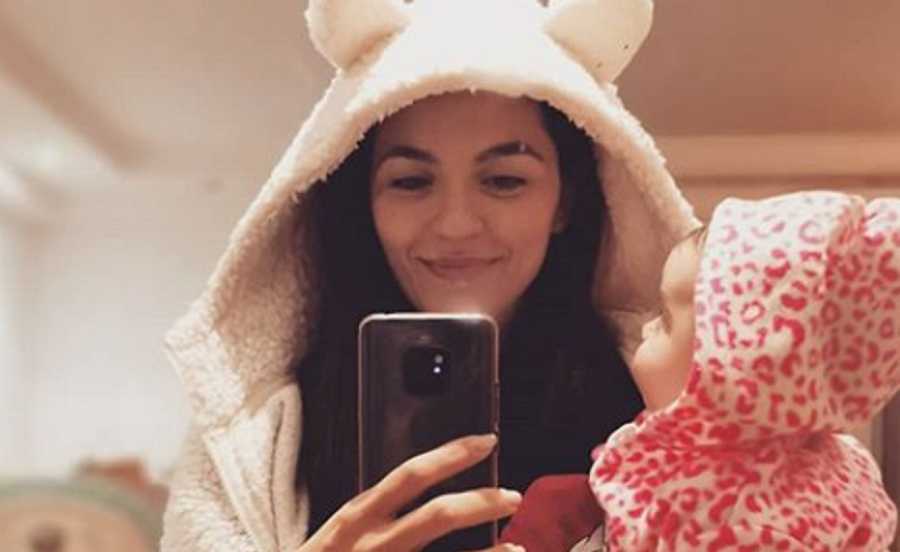 Após partilhar fotografia da filha, Sara Barradas recebe críticas nas redes sociais