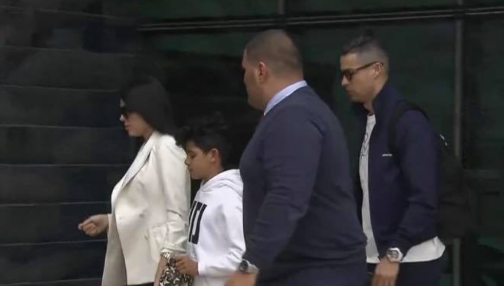 Cristiano Ronaldo já está na Madeira acompanhado de Cristianinho e Georgina Rodriguez