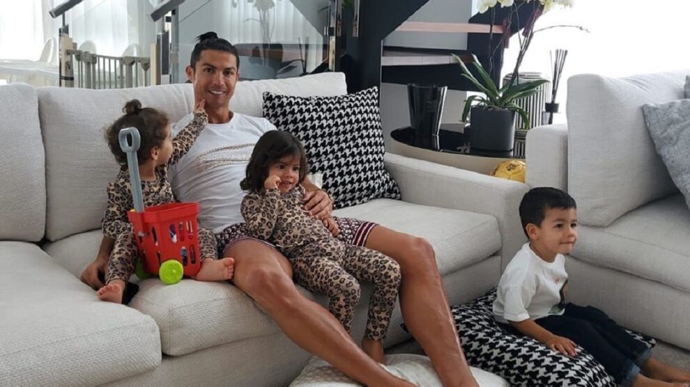 Cristiano Ronaldo deixa nova mensagem inspiradora: &#8220;Coisas que realmente importam&#8230;&#8221;