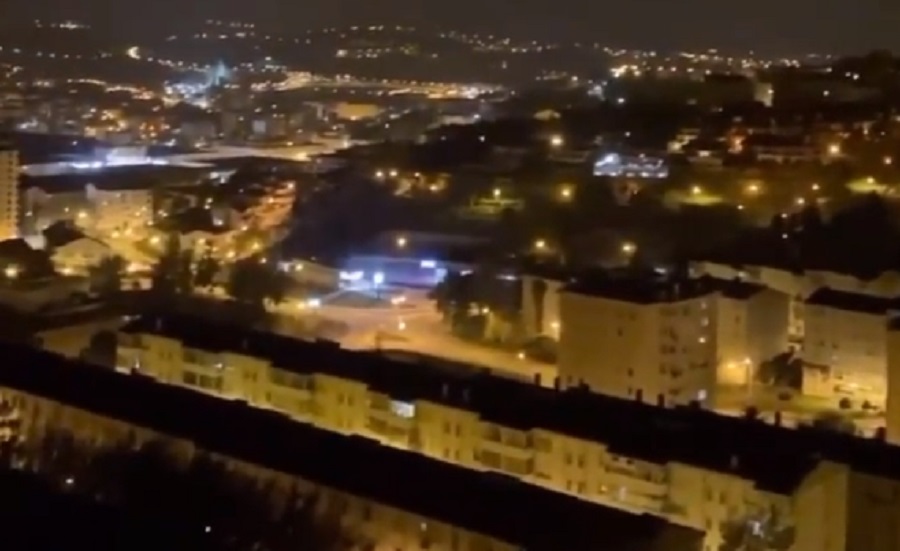 Video: Portugal foi à janela bater palmas, e até o hino se cantou
