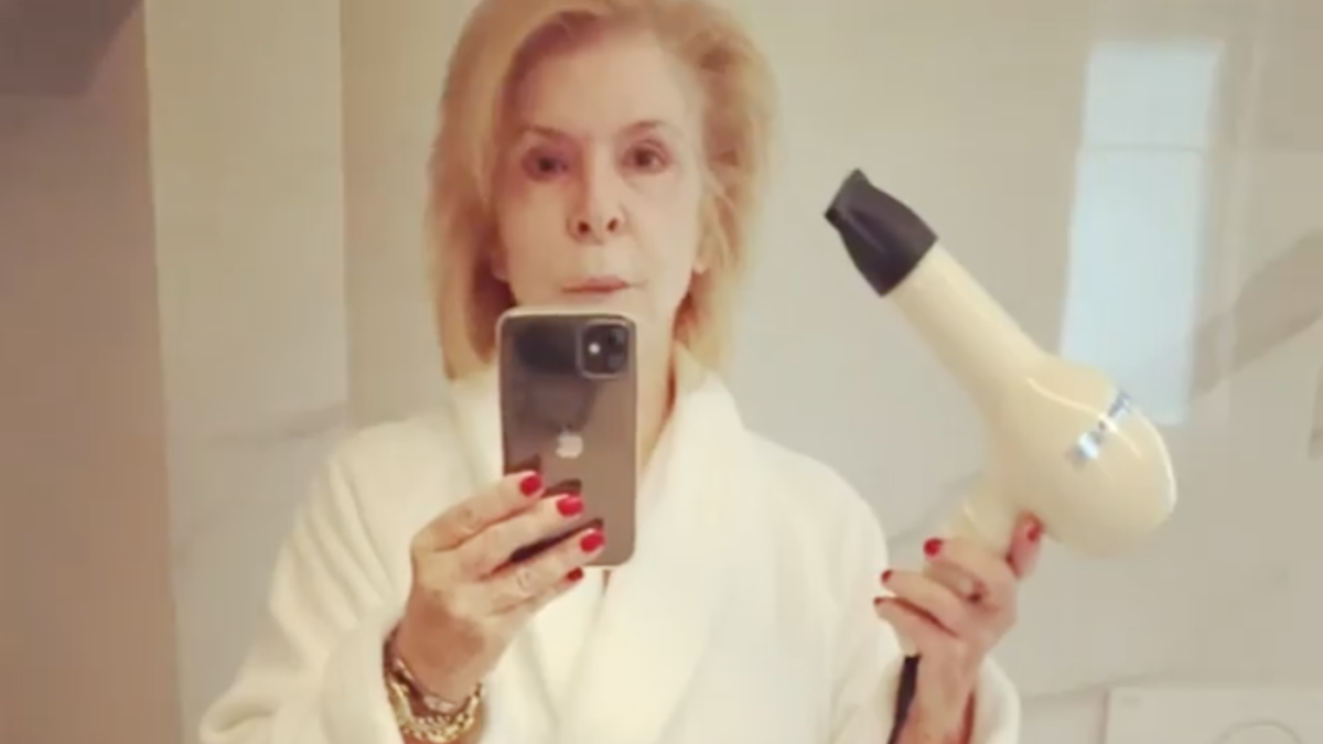Video: De quarentena, Lili Caneças mostra-se a &#8216;arranjar o cabelo&#8217; em casa: &#8220;Super fácil&#8221;