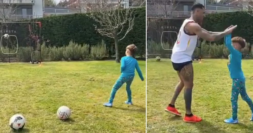 Video: Quaresma treina com o filho e mostra como o pequeno já brilha com a bola nos pés