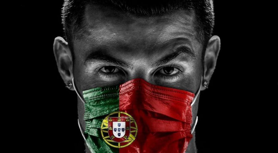 De máscara, Cristiano Ronaldo deixa novo apelo: &#8220;Que nos apoiemos uns aos outros&#8230;&#8221;