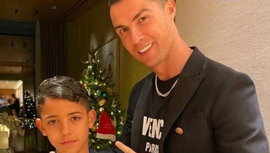 Montagem de Cristiano Ronaldo com o filho gera indignação nas redes sociais: &#8220;Que tristeza!&#8221;