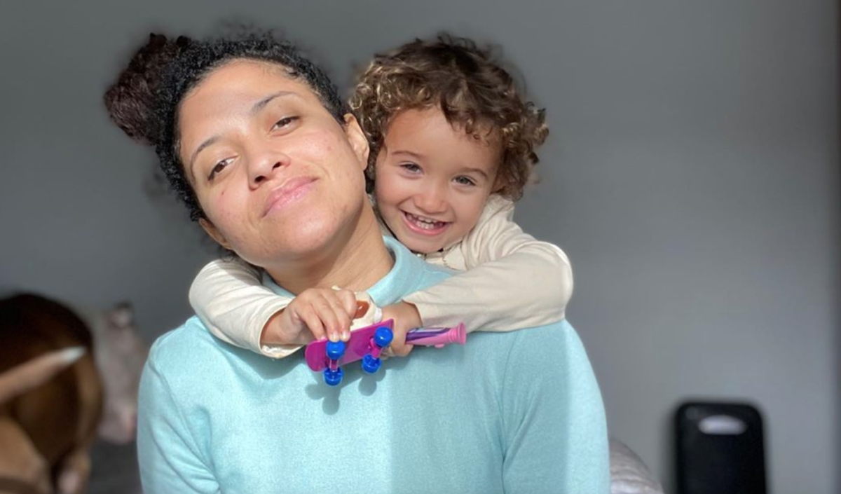 “O cenário da Lau”: Blaya mostra a filha a posar de máscara e ‘encanta’ fãs