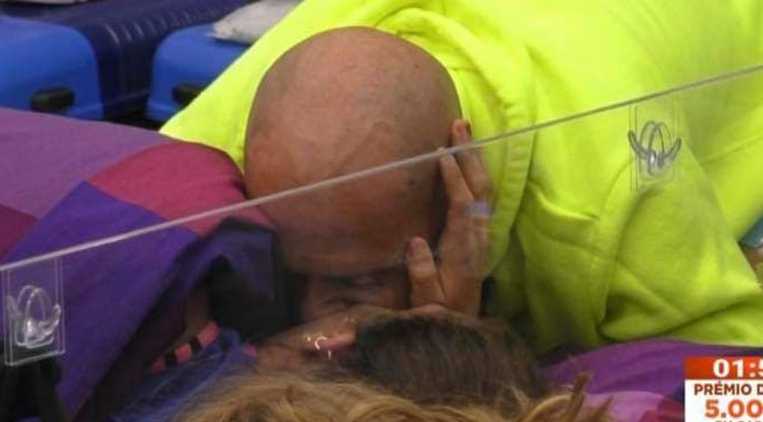 Big Brother: Apesar do drama, Iury e Daniel Monteiro já deram o primeiro beijo