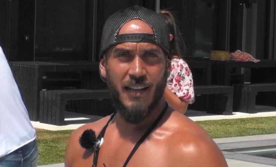 Big Brother: Daniel Monteiro recebe avião com &#8220;provocação&#8221; para Iury: &#8220;Eu não acredito&#8230;&#8221;