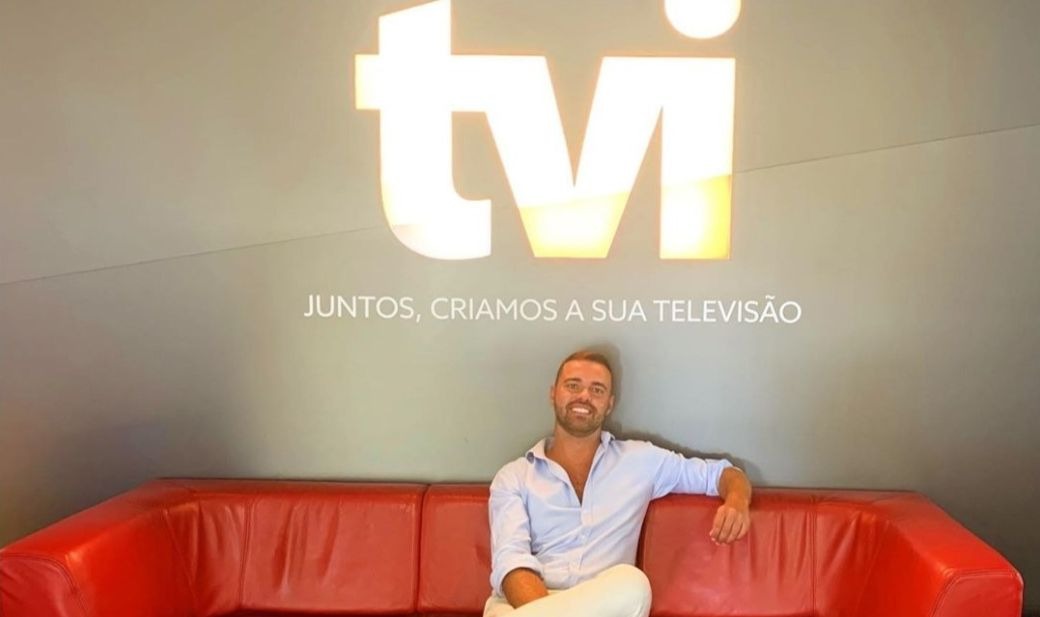 João Valentim assinala regresso à TVI: &#8220;De volta e feliz!&#8230;&#8221;
