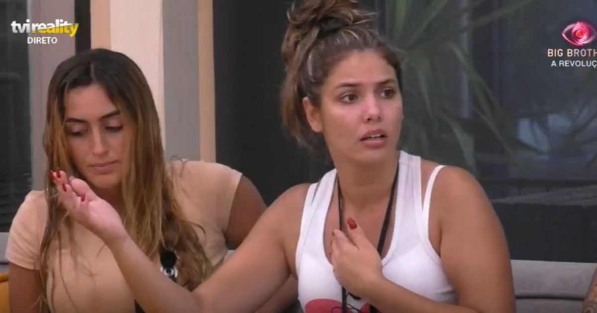 Big Brother penaliza Carina após discussão violenta com Sandra