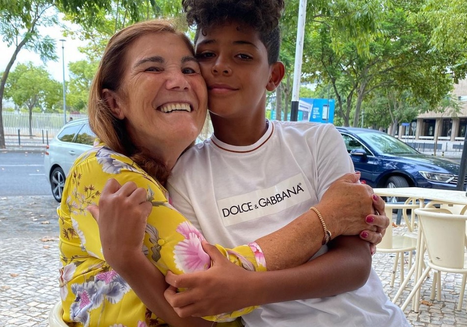 Dolores Aveiro feliz ao lado de Cristianinho: &#8220;Saudades do meu menino&#8221;