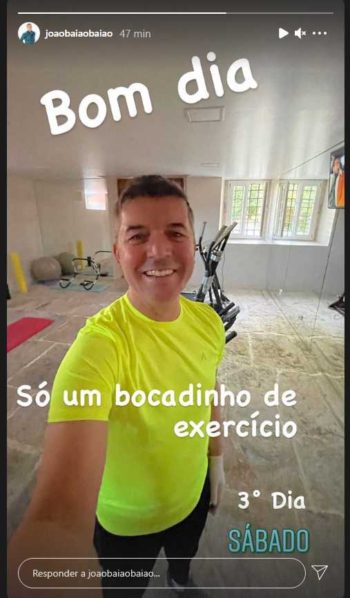 Infetado, João Baião mostra novas rotinas e descansa fãs: &#8220;Tudo calminho por aqui&#8230;&#8221;