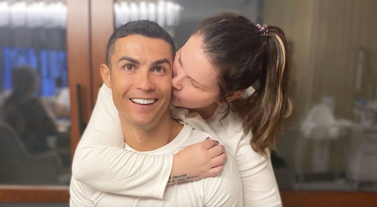 Katia Aveiro finalmente &#8220;nos braços&#8221; de Cristiano Ronaldo: &#8220;Só o amor pode salvar o mundo&#8230;&#8221;