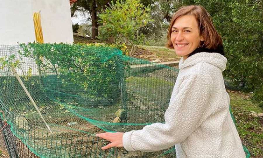 Afastada da TV, Fátima Lopes dedica-se à &#8216;agricultura&#8217; e encanta fãs: &#8220;Quem semeia, também colhe!&#8221;