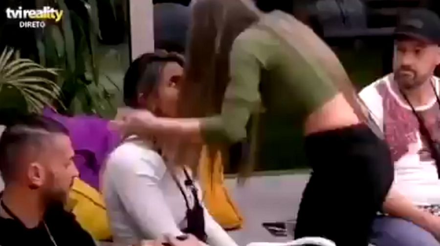 Big Brother: Sónia Jesus confronta Joana, e fãs pedem expulsão: &#8220;A máscara caiu&#8230;&#8221;