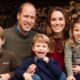 Azedou! Príncipe William confronta e arrasa fotógrafo que o perseguiu em passeio com os filhos