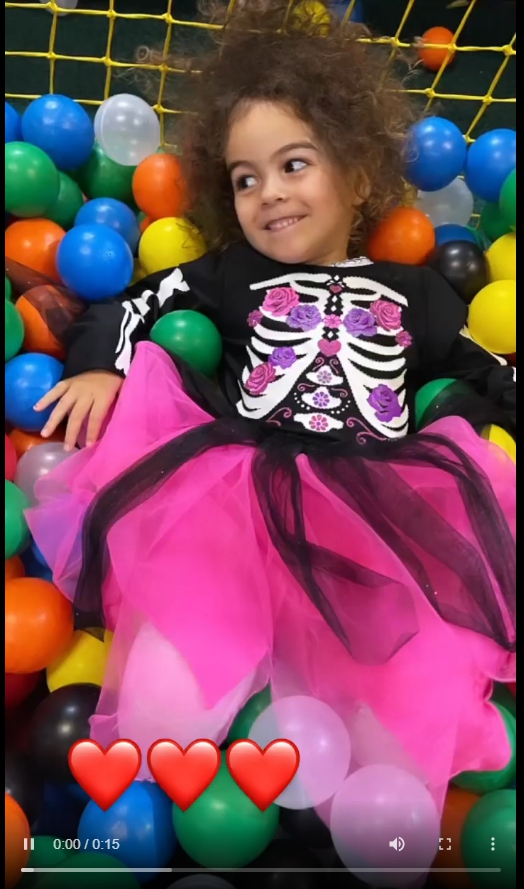 Grávida, Georgina Rodriguez mostra filhos em grande festa de Halloween