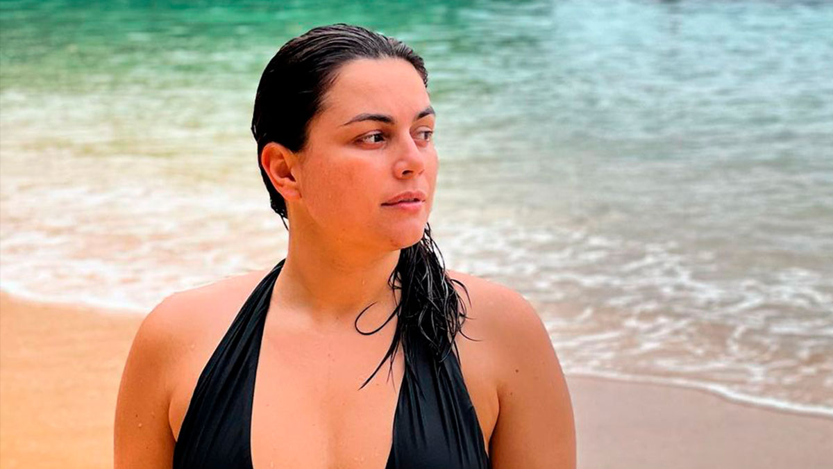Ana Guiomar mostra-se na praia com equipa de &#8220;Festa é Festa&#8221; e colhem elogios: &#8220;As beldades&#8230;&#8221;