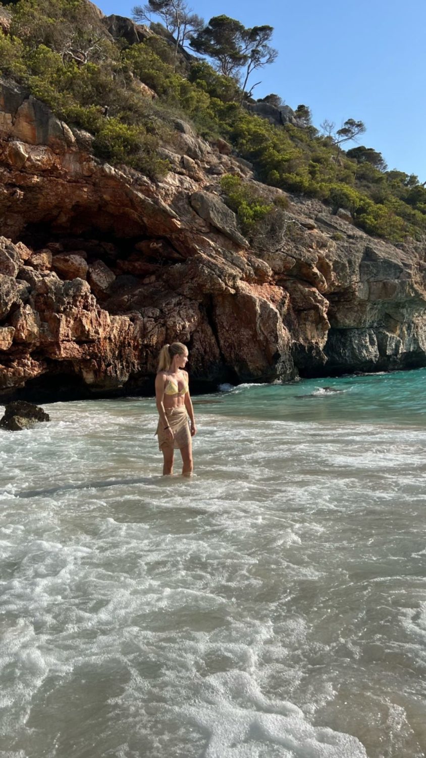 Luís Figo e Helene Svedin superam crise no casamento e desfrutam de férias em Ibiza