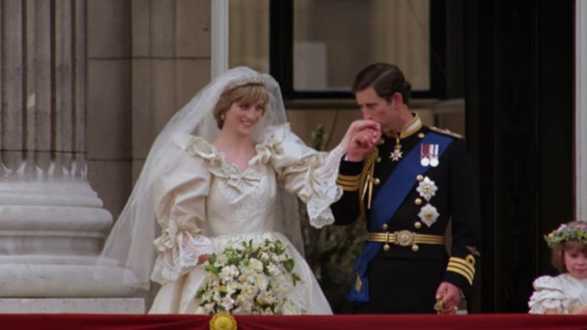 O comentário que o príncipe Carlos fez sobre Diana antes de subir ao altar