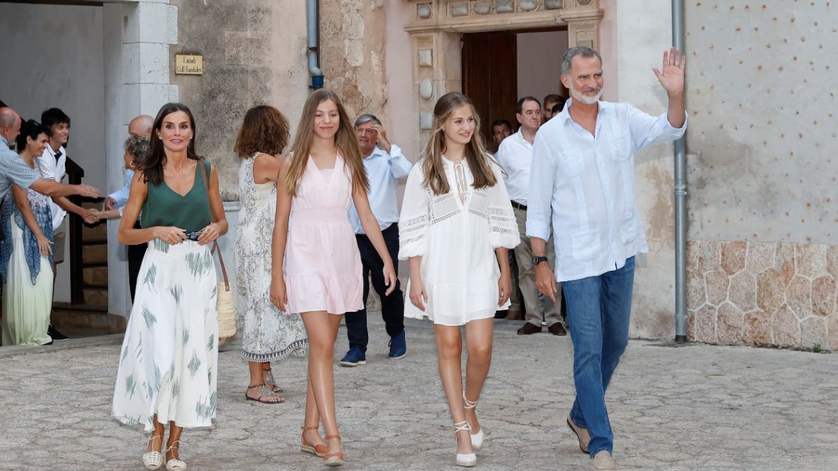 Reis de Espanha e as filhas em &#8216;modo turistas&#8217; durante as férias em Palma de Maiorca
