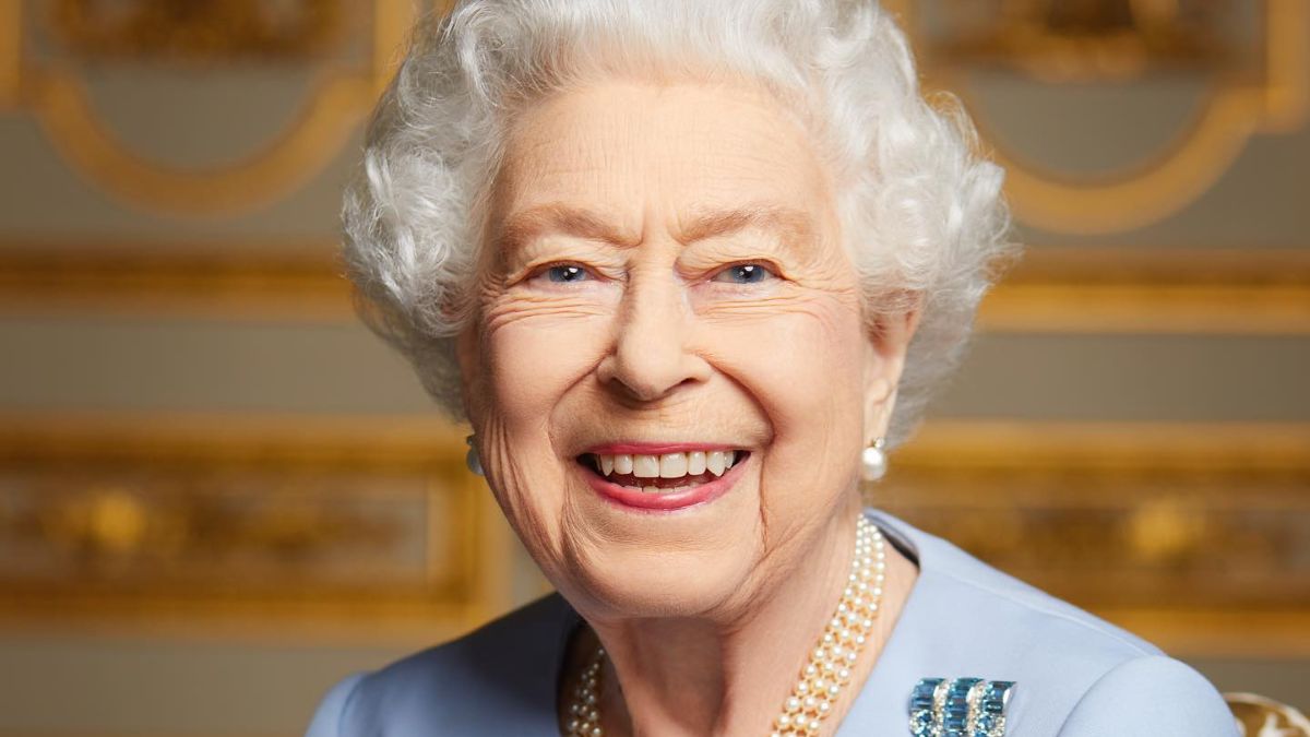 Fotógrafo que tirou a última foto de Isabel II revela comentário &#8216;atrevido&#8217; da rainha